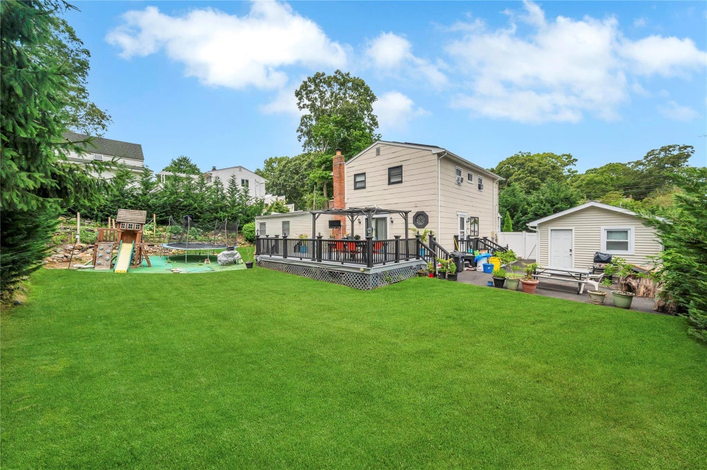 6 of 33 - Undisclosed, Ronkonkoma, NY