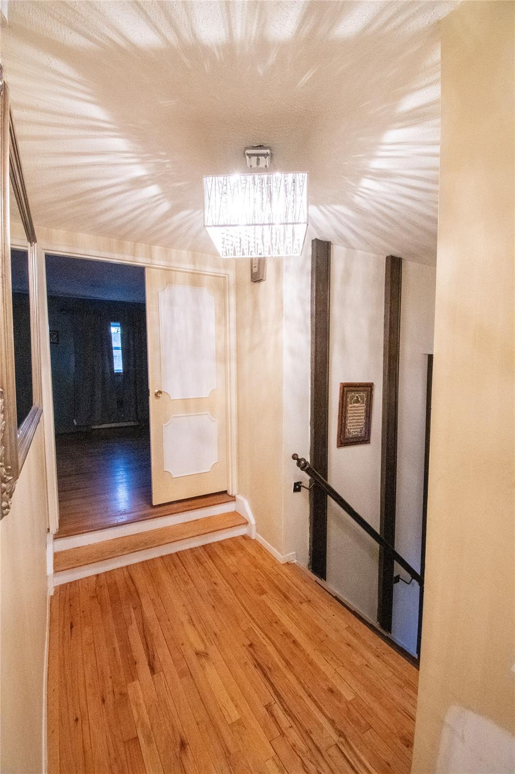 24 of 40 - 752 Bonnie Drive, Baldwin, NY