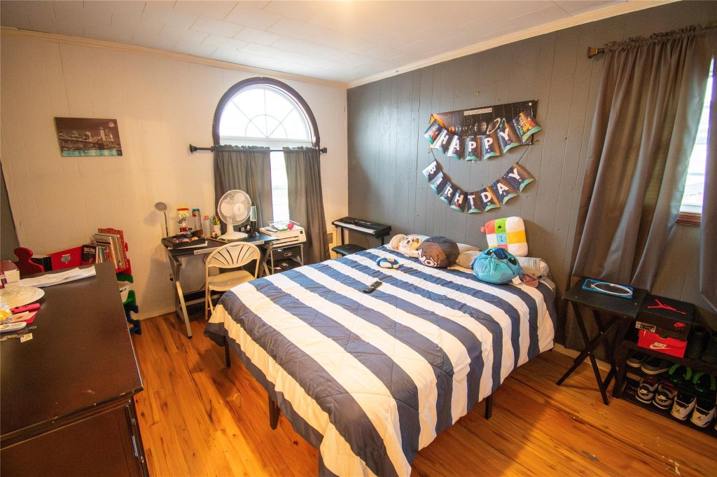 32 of 40 - 752 Bonnie Drive, Baldwin, NY