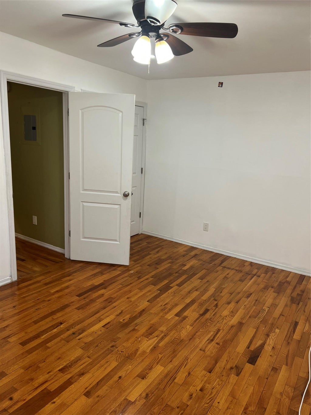 9 of 15 - 1690 Grand Avenue # B14, Baldwin, NY