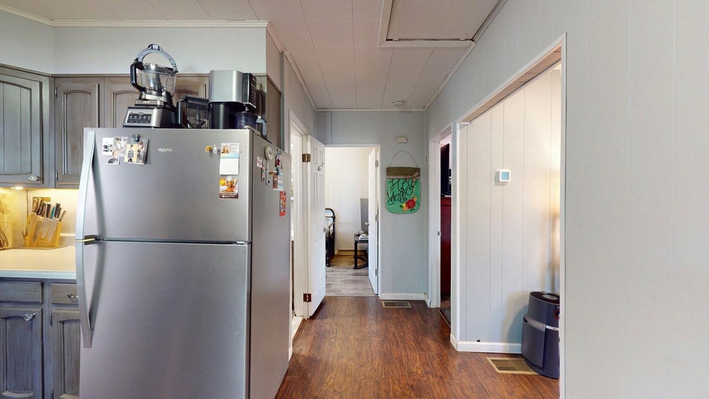 20 of 41 - 302 Hickory Avenue, New Windsor, NY