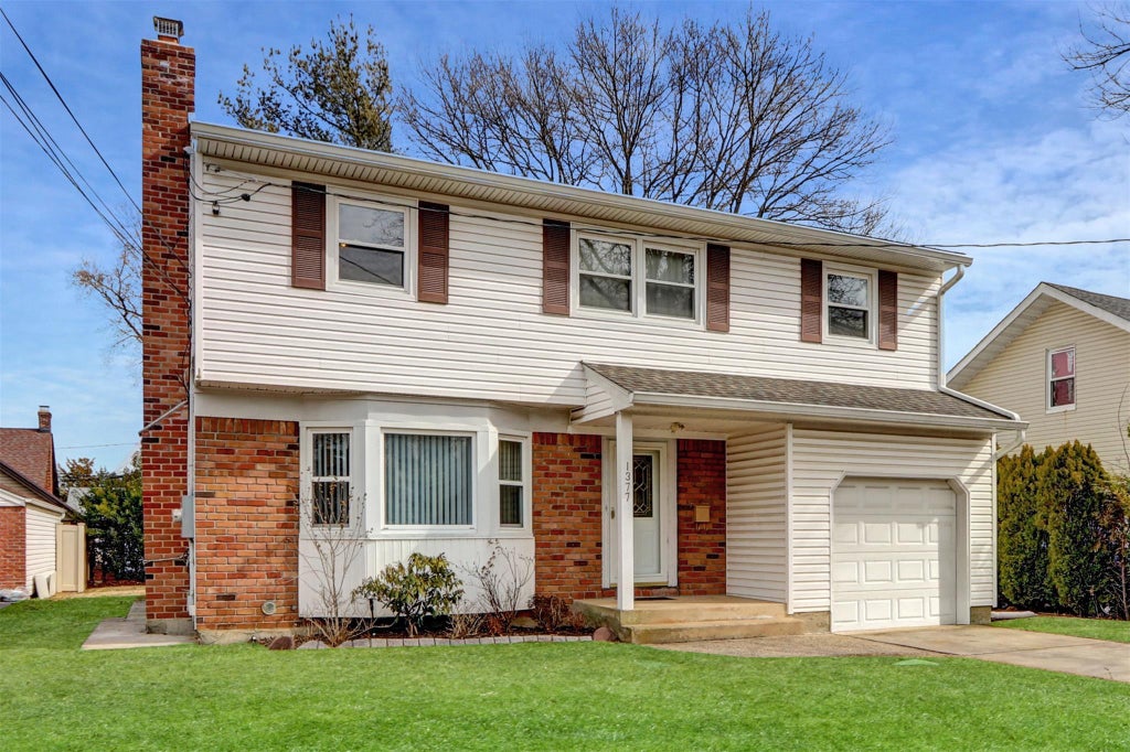 1 of 28 - 1377 Exeter St., Baldwin, NY