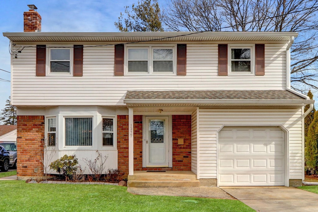 1 of 28 - 1377 Exeter St., Baldwin, NY