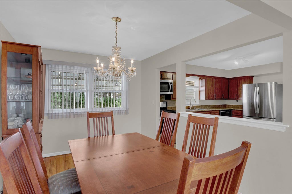 5 of 28 - 1377 Exeter St., Baldwin, NY