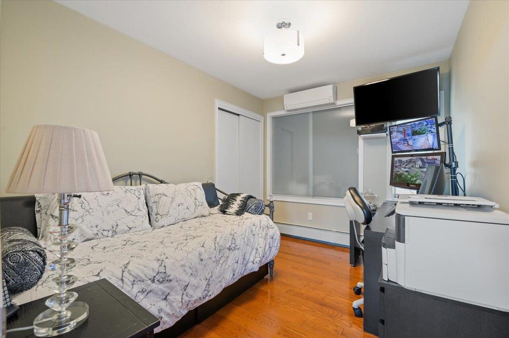 23 of 44 - 1130 Hayes Place, Baldwin, NY
