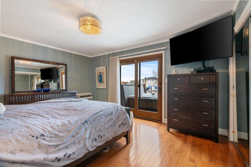 31 of 44 - 1130 Hayes Place, Baldwin, NY