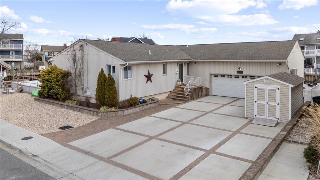 42 of 44 - 1130 Hayes Place, Baldwin, NY