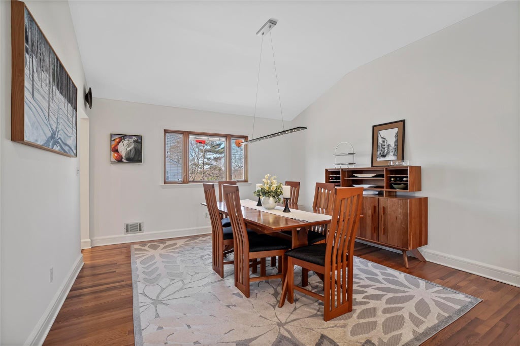9 of 39 - 38 Victoria Road, Ardsley, NY