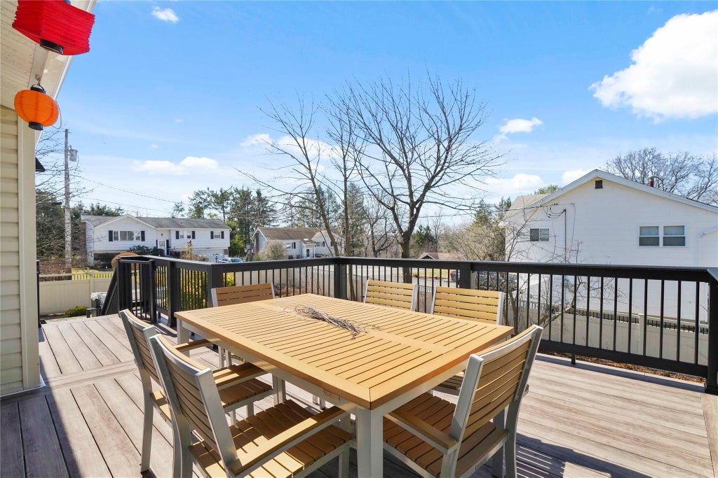 28 of 39 - 38 Victoria Road, Ardsley, NY