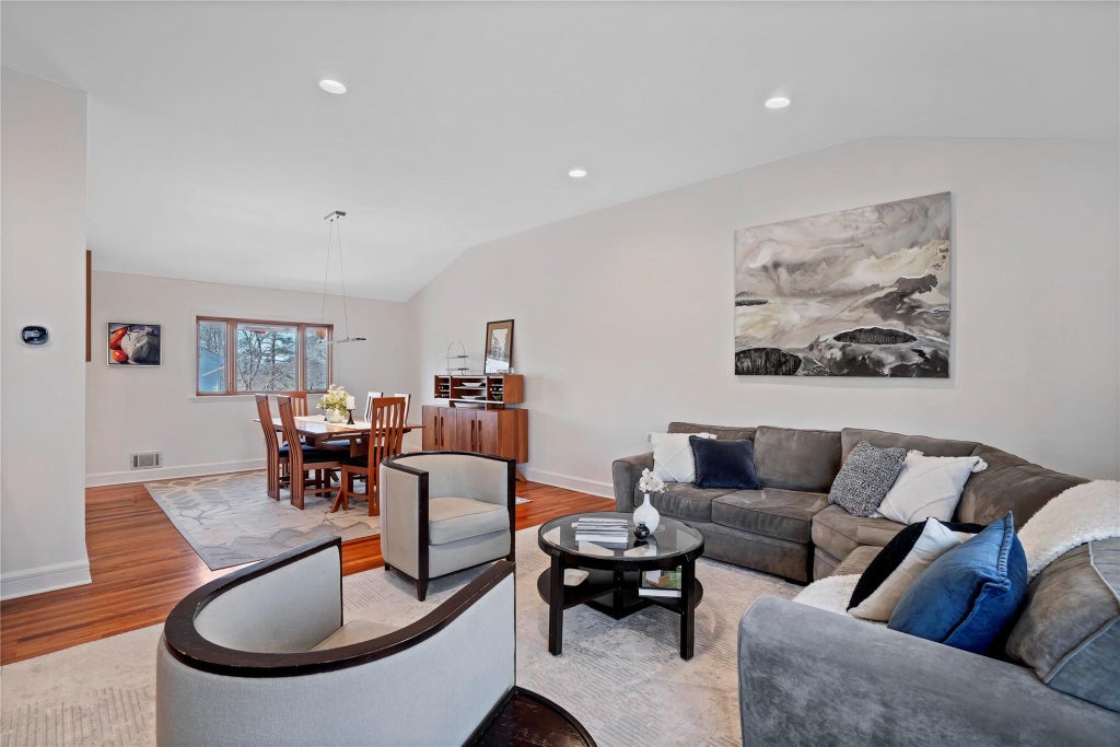 4 of 39 - 38 Victoria Road, Ardsley, NY