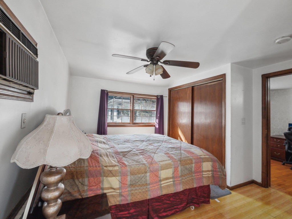 28 of 49 - 62 Herman Boulevard, Franklin Square, NY