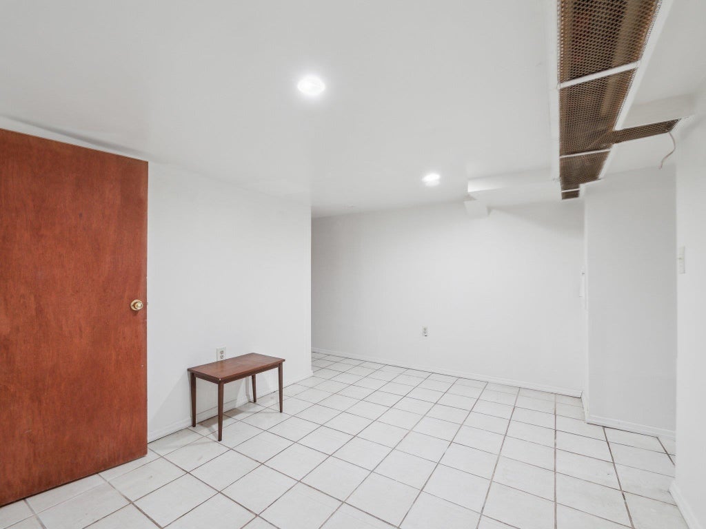 34 of 49 - 62 Herman Boulevard, Franklin Square, NY