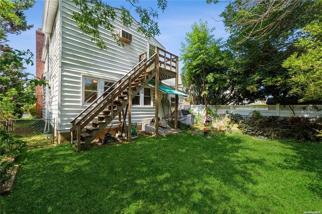 43 of 49 - 62 Herman Boulevard, Franklin Square, NY