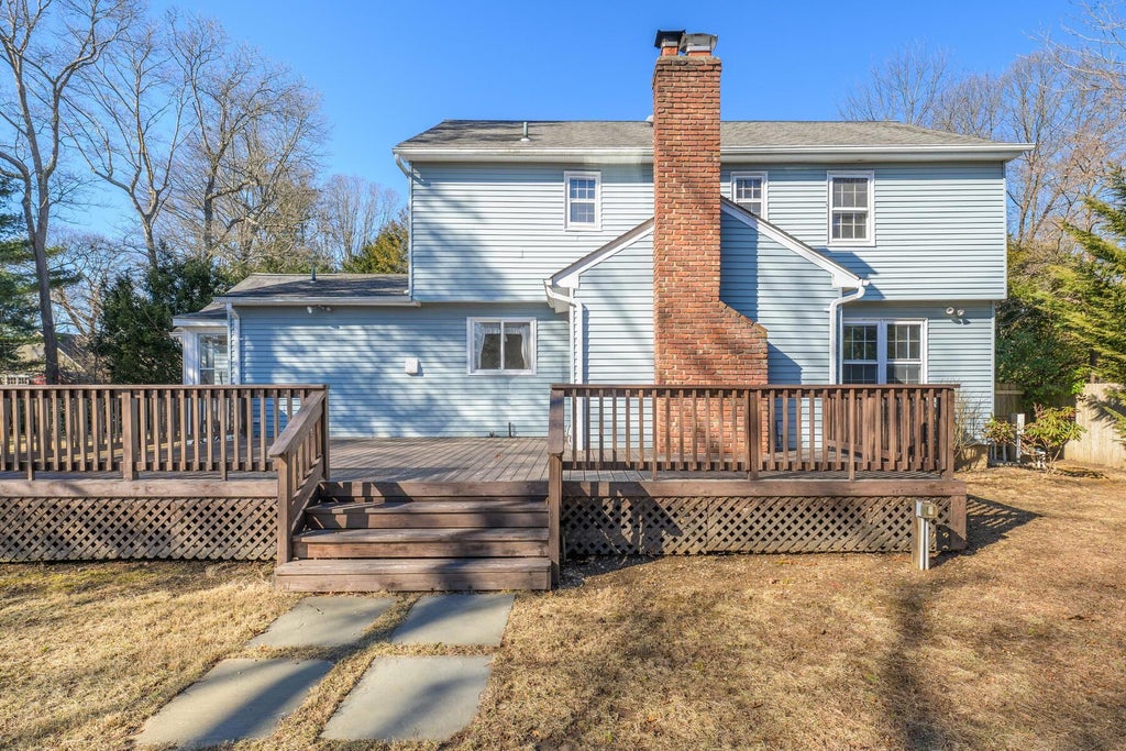 21 of 32 - 65 Tamarack St., East Northport, NY