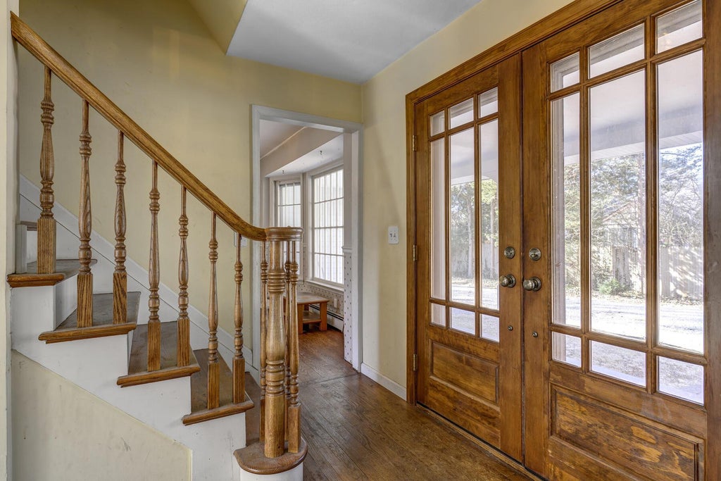 2 of 32 - 65 Tamarack St., East Northport, NY