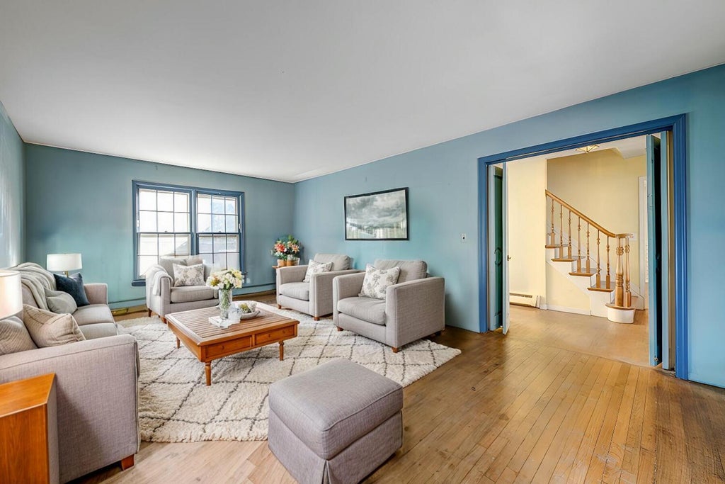 5 of 32 - 65 Tamarack St., East Northport, NY
