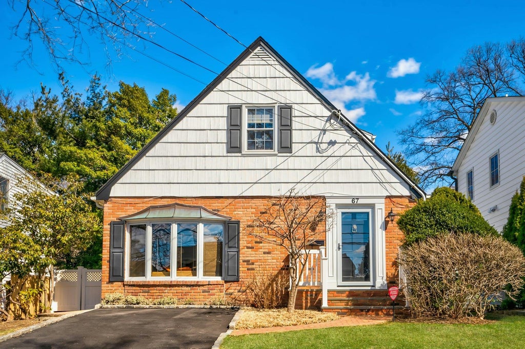 1 of 26 - 67 Fairfield Avenue, Port Washington, NY