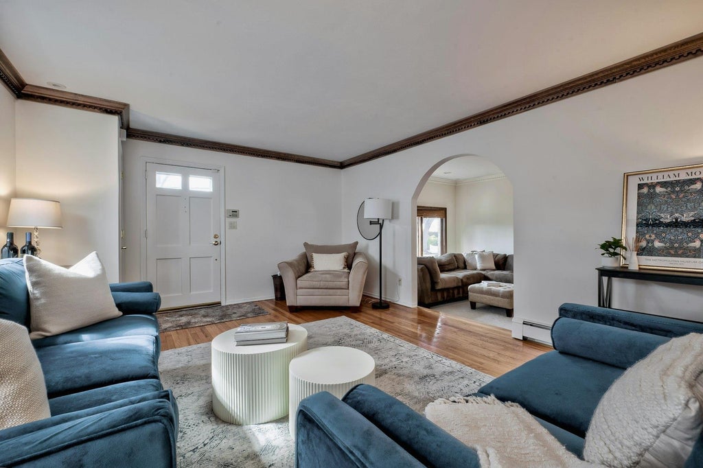 5 of 26 - 67 Fairfield Avenue, Port Washington, NY