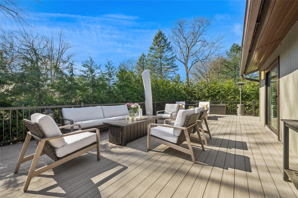 40 of 50 - 254 Hamlet Drive # 254, Jericho, NY