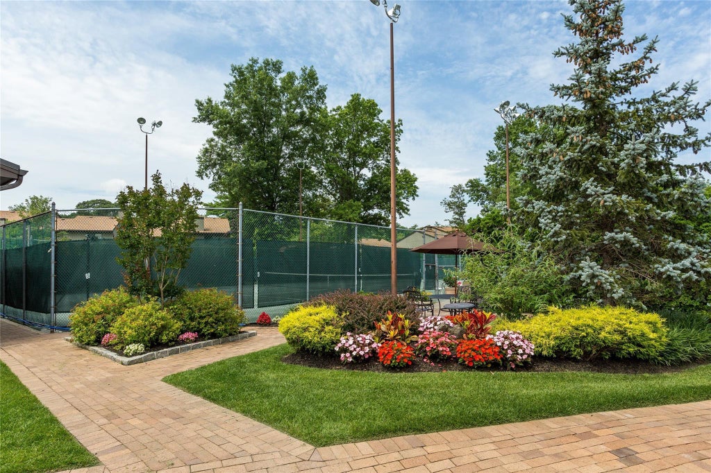 49 of 50 - 254 Hamlet Drive # 254, Jericho, NY