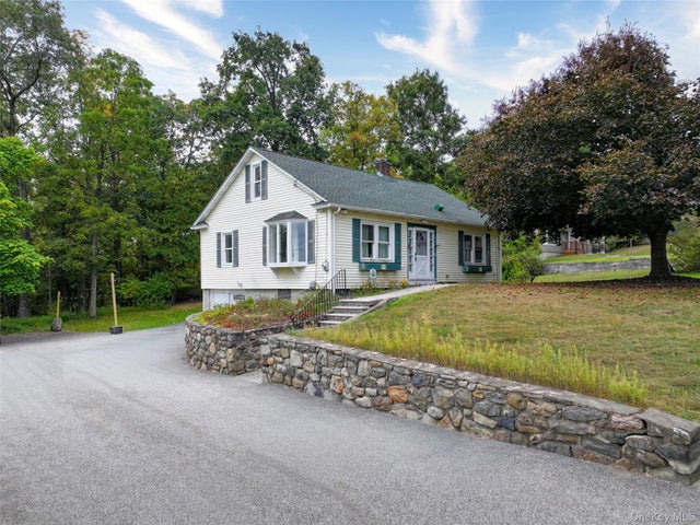 93 Weygant Hill, Highland Mills