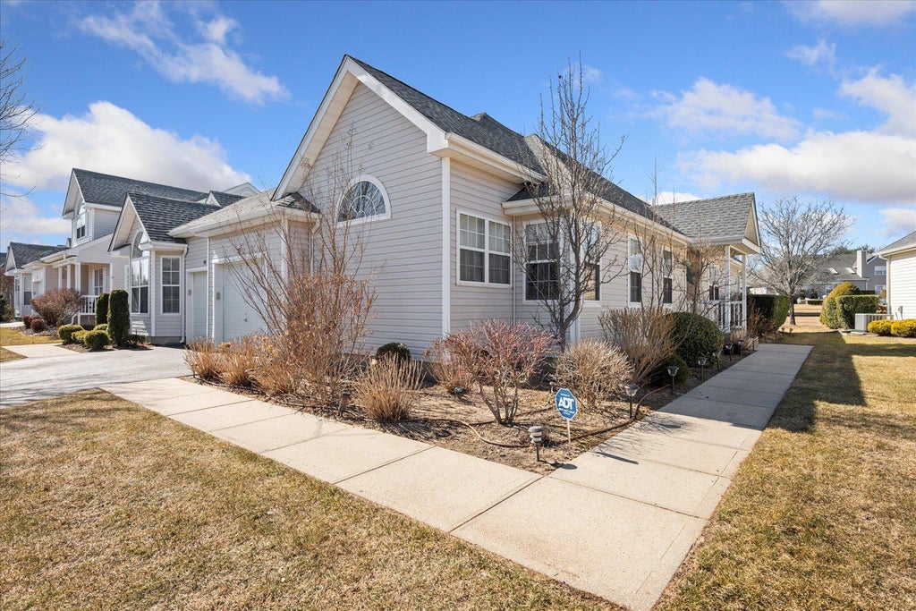1 of 19 - 55 Goose Neck Lane, Riverhead, NY