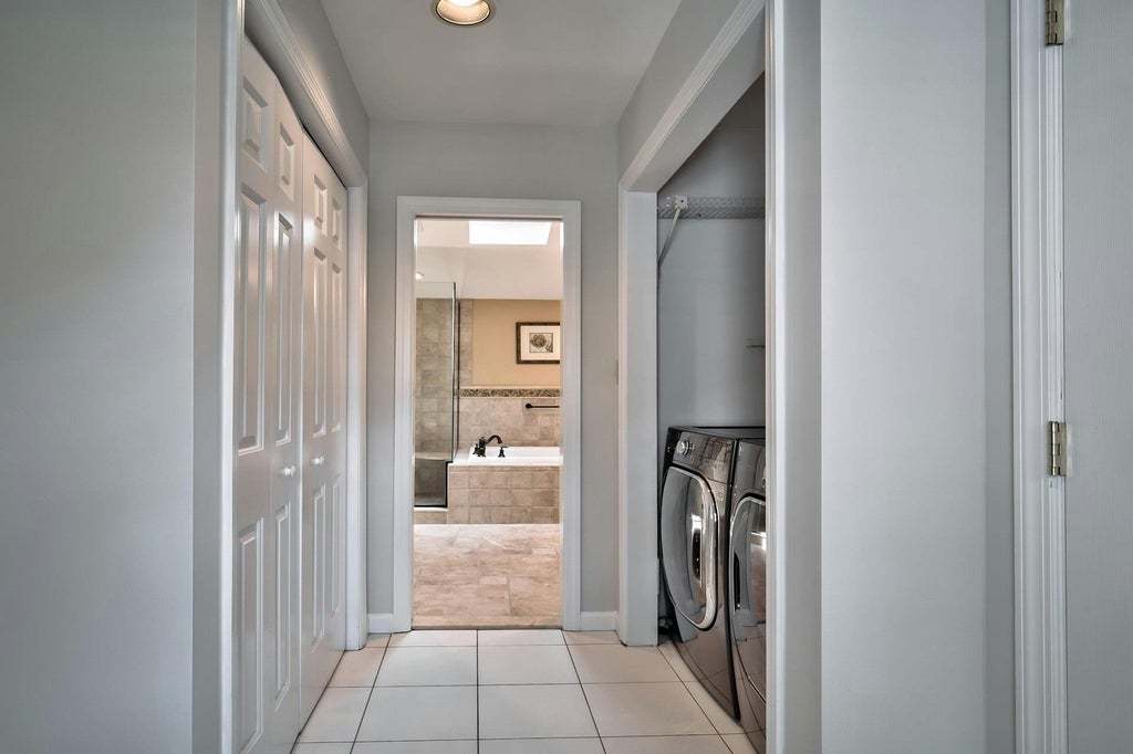 18 of 28 - 9 Poplar Place, Port Washington, NY