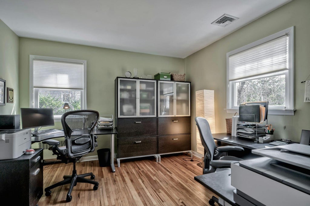 13 of 24 - 85 Longview Road, Port Washington, NY