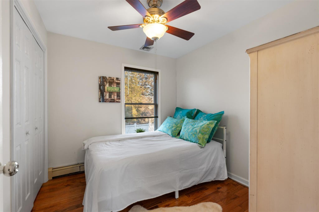 22 of 40 - 49 Chaucer St., Hartsdale, NY