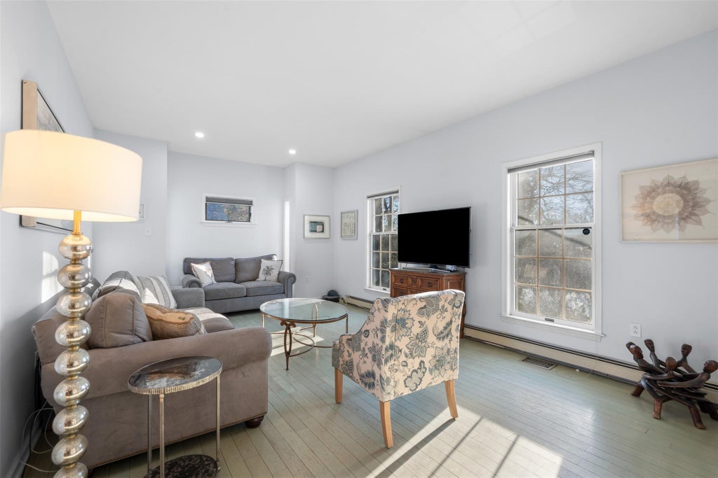 3 of 40 - 49 Chaucer St., Hartsdale, NY