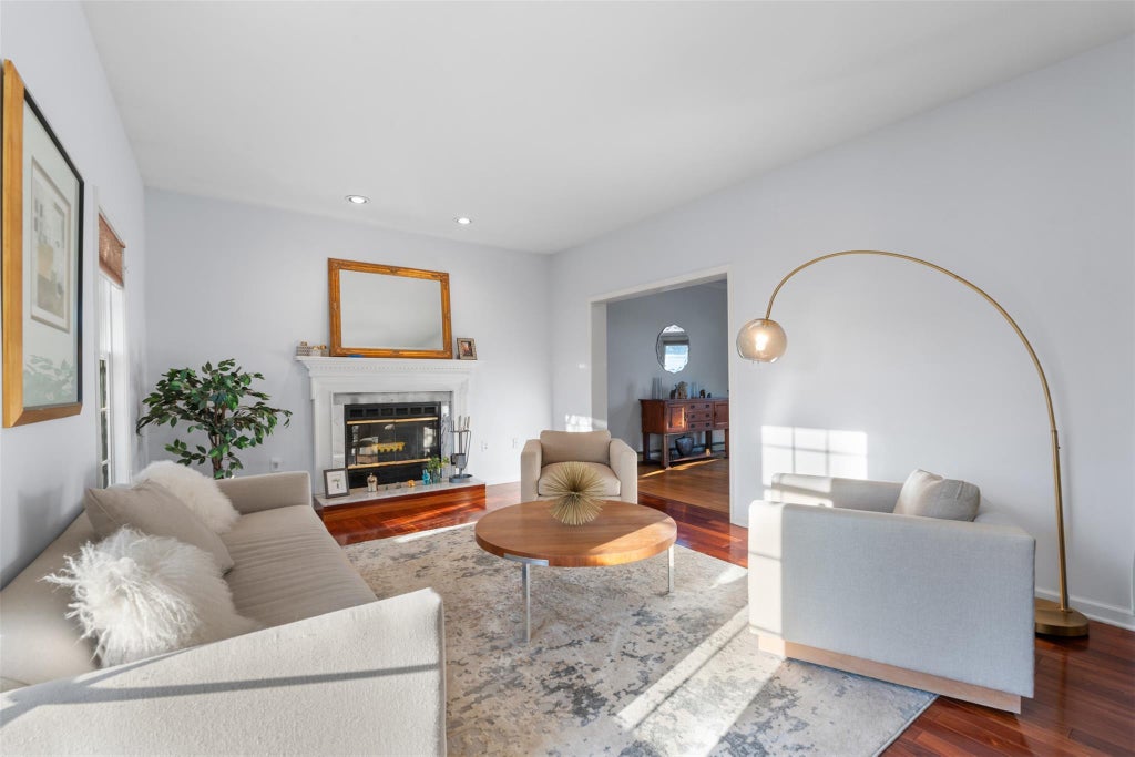 6 of 40 - 49 Chaucer St., Hartsdale, NY