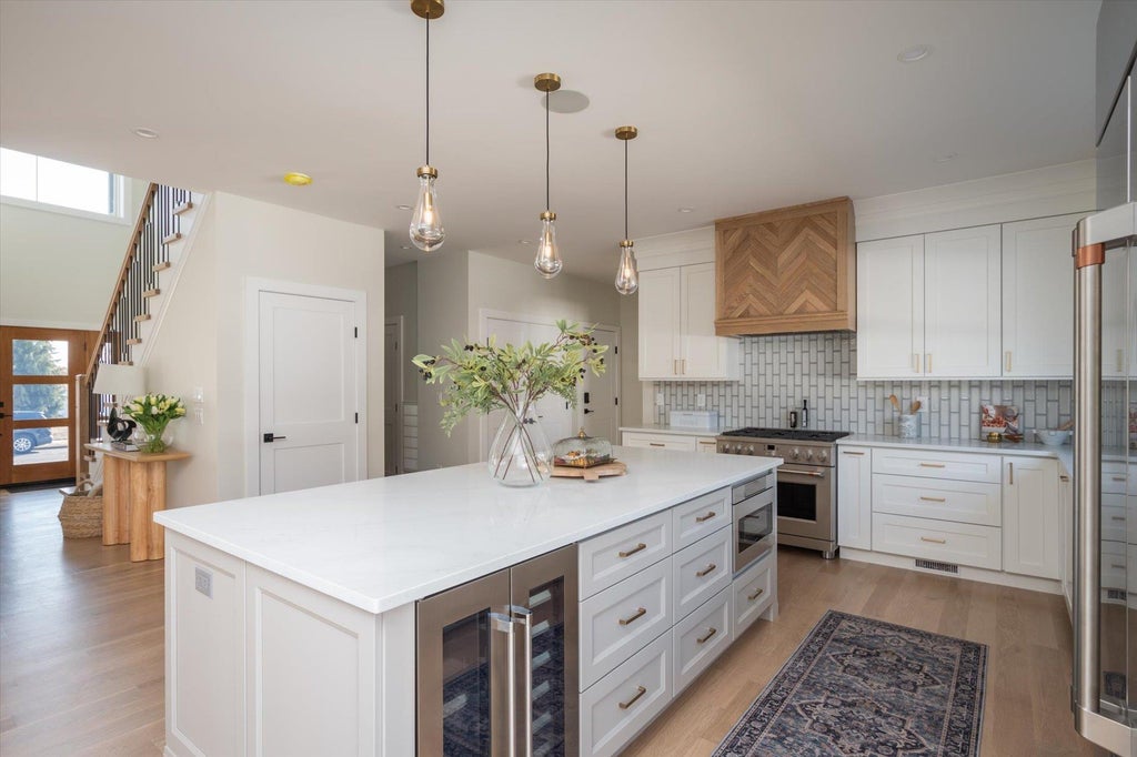 12 of 34 - 1585 Dewey Avenue, North Bellmore, NY