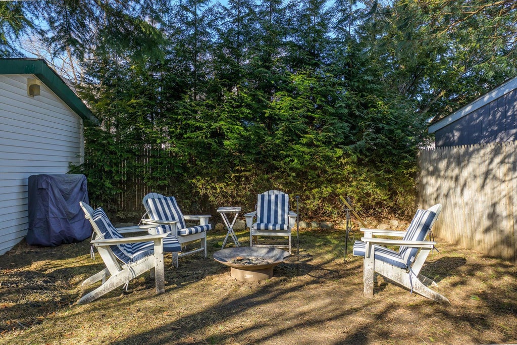 22 of 28 - 40 Park Avenue, Williston Park, NY