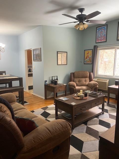 3 of 12 - 200 Lexington Avenue # 6b, Oyster Bay, NY