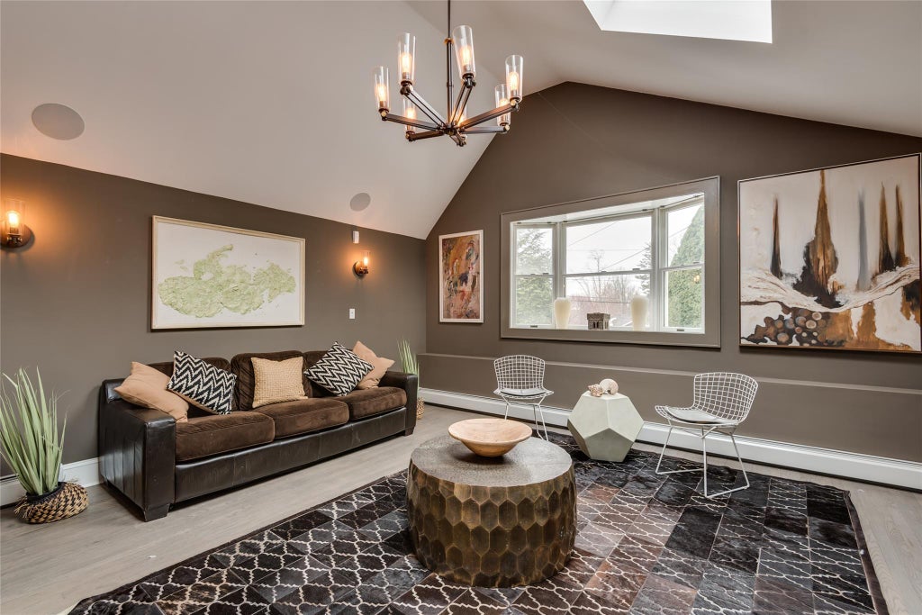 13 of 32 - 2 Valley Drive, Huntington Bay, NY