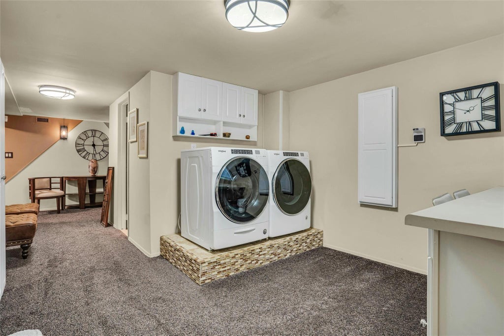 28 of 48 - 62 Laurel Drive, Smithtown, NY