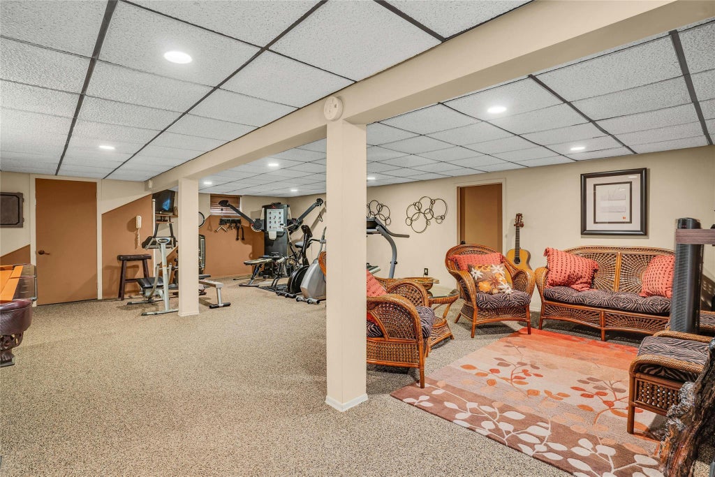 33 of 48 - 62 Laurel Drive, Smithtown, NY