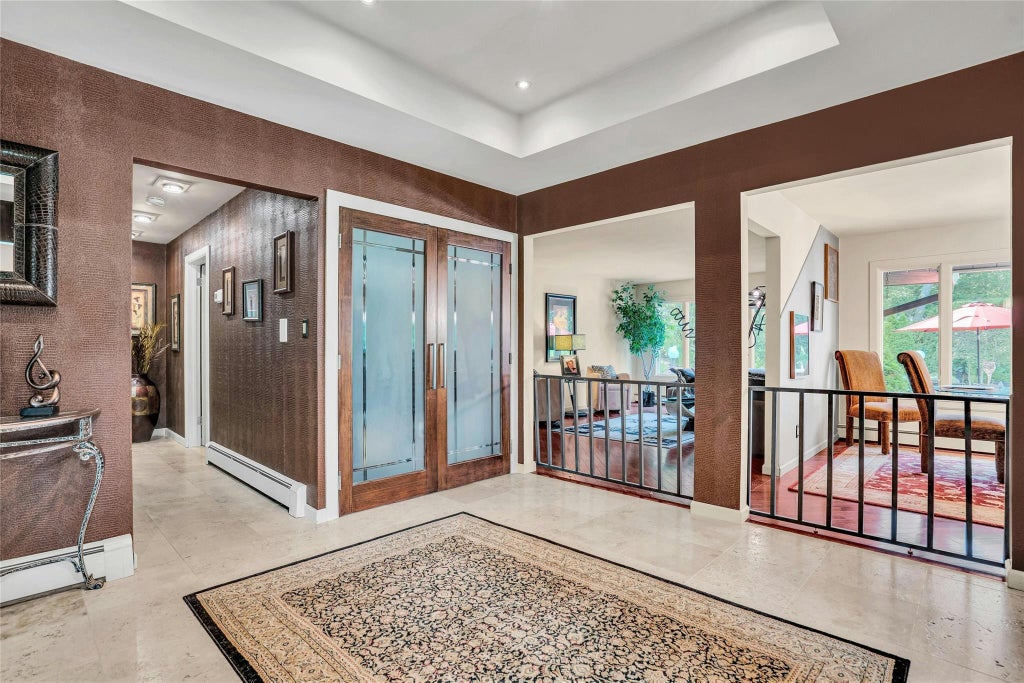 4 of 48 - 62 Laurel Drive, Smithtown, NY