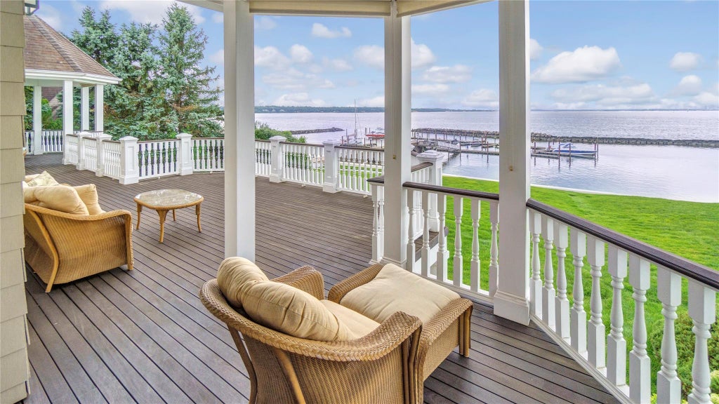 3 of 45 - 48 Pembroke Drive, Glen Cove, NY