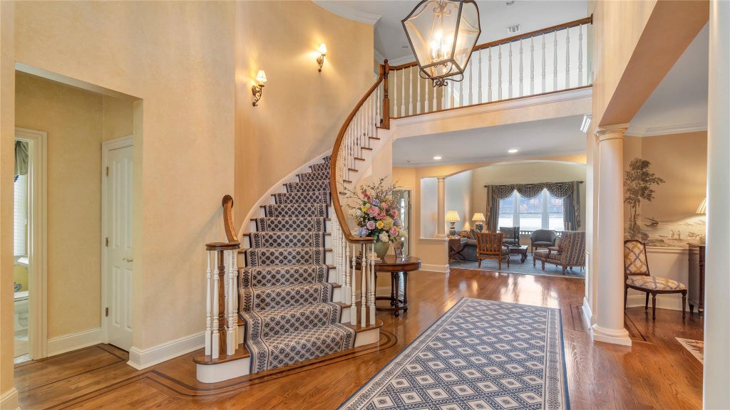 6 of 45 - 48 Pembroke Drive, Glen Cove, NY