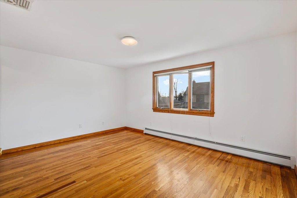 14 of 42 - 157-44 12th Avenue, Beechhurst, NY