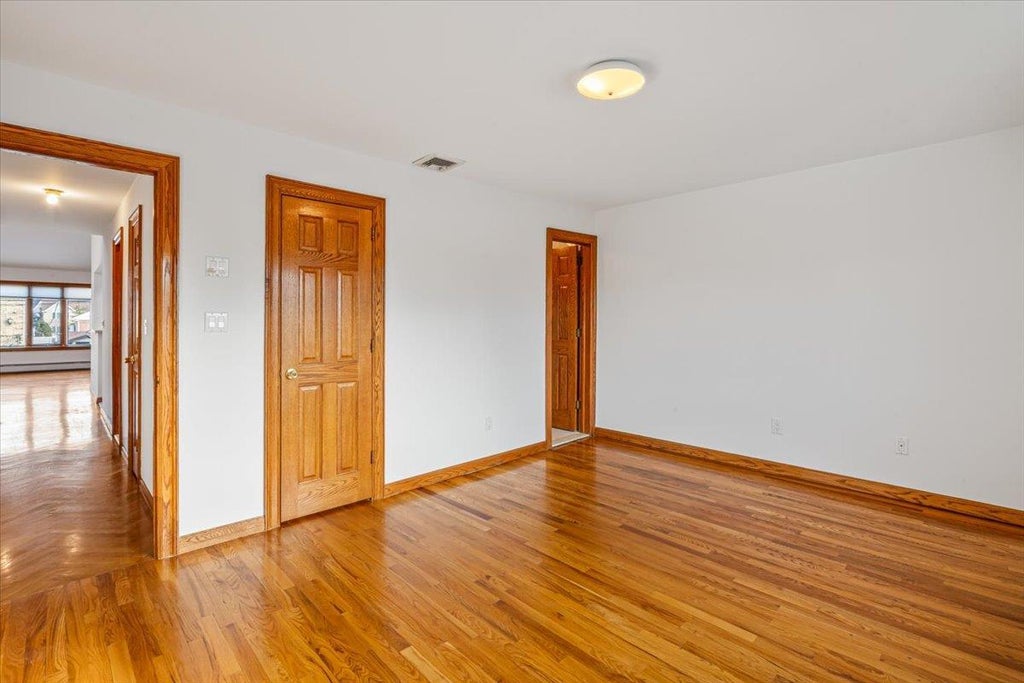 15 of 42 - 157-44 12th Avenue, Beechhurst, NY