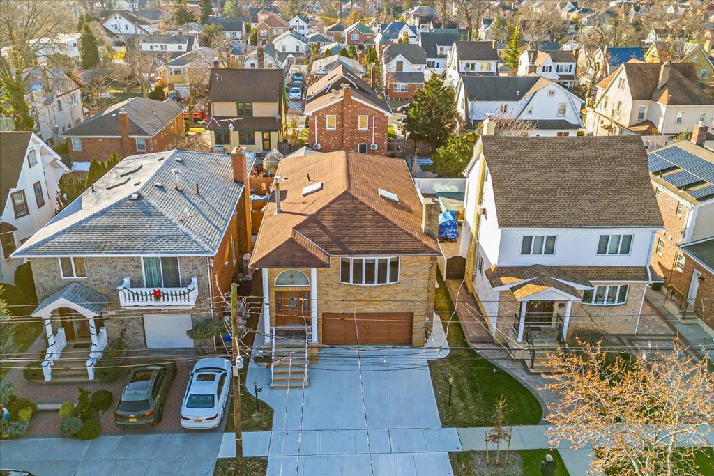 33 of 42 - 157-44 12th Avenue, Beechhurst, NY