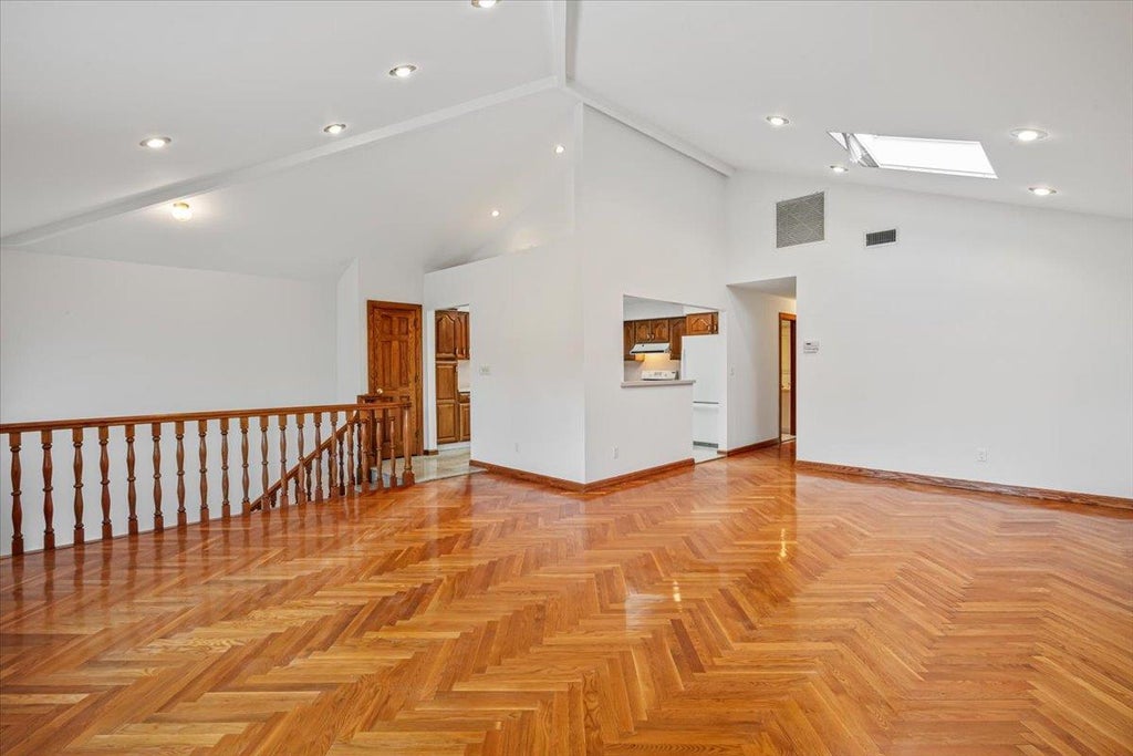 5 of 42 - 157-44 12th Avenue, Beechhurst, NY