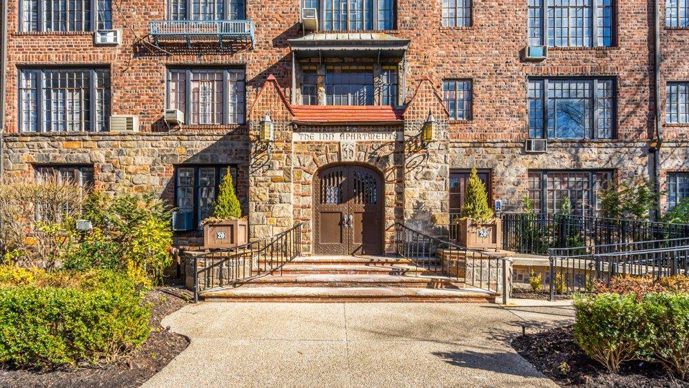 2 of 18 - 20 Continental Avenue # 30, Forest Hills, NY