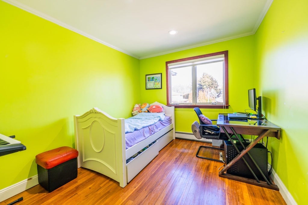 12 of 28 - 316 White Birch Lane, Jericho, NY