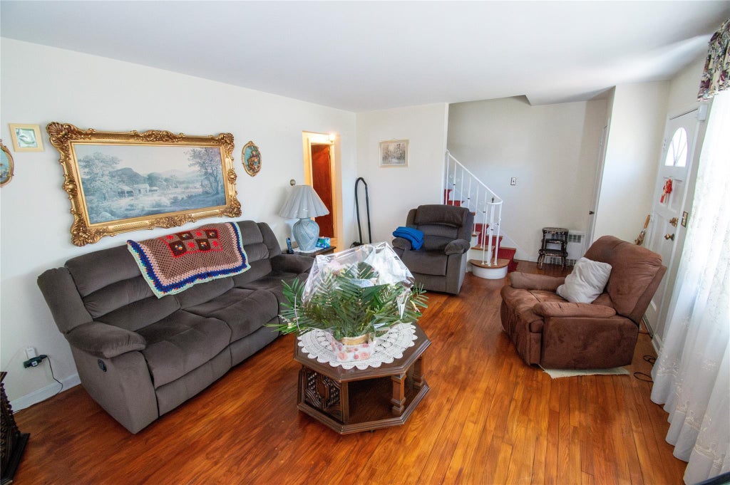 17 of 28 - 2135 Maple St., Baldwin, NY