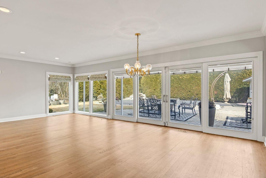 9 of 40 - 8 Wildwood Drive, Dix Hills, NY