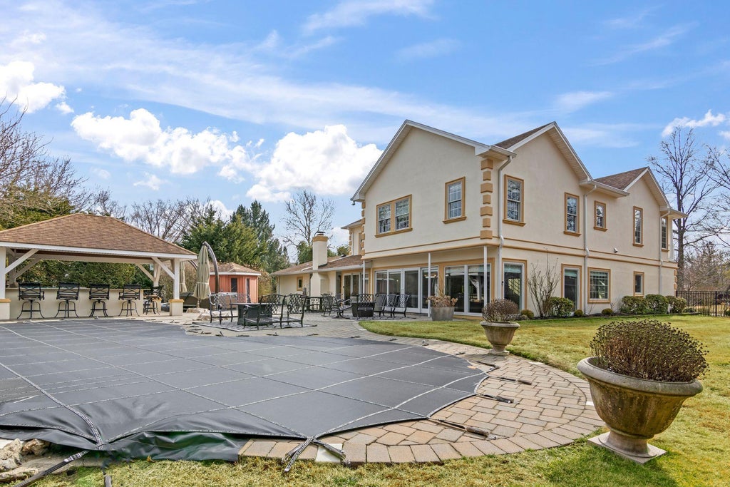 32 of 40 - 8 Wildwood Drive, Dix Hills, NY