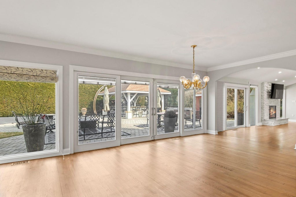 8 of 40 - 8 Wildwood Drive, Dix Hills, NY